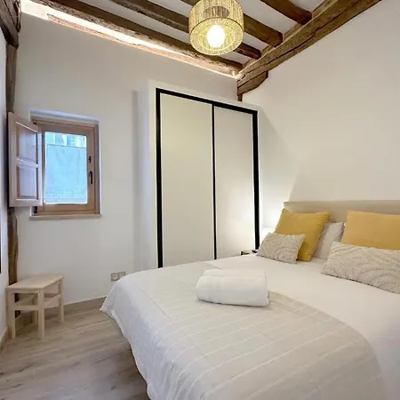 En Casco Historico Con Vistas A La Iglesia * Castro Urdiales