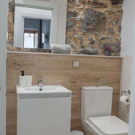 En Casco Historico Con Vistas A La Iglesia