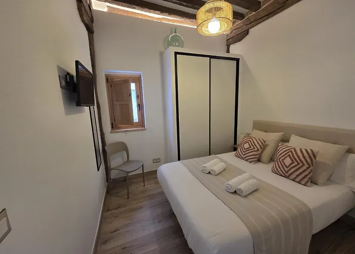 Apartamento En Casco Histórico Con Vistas A La Iglesia Castro Urdiales