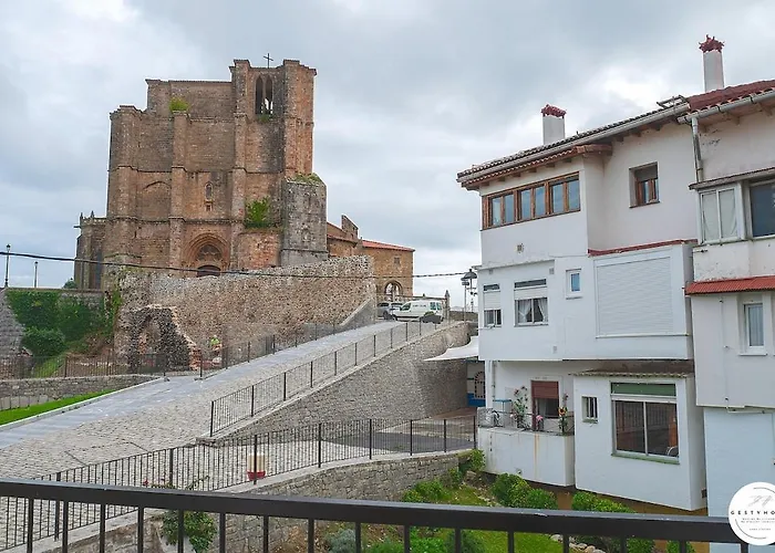 En Casco Histórico Con Vistas A La Iglesia Apartamento