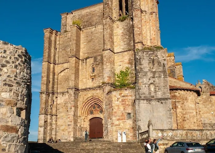 En Casco Historico Con Vistas A La Iglesia Apartmán Castro Urdiales