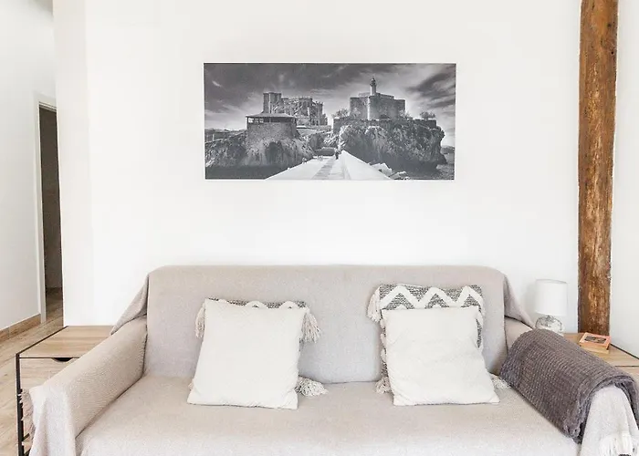 En Casco Histórico Con Vistas A La Iglesia Apartamento Castro Urdiales