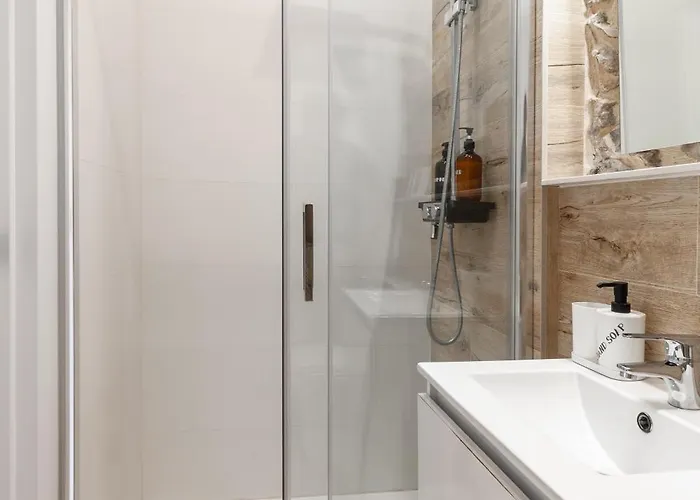 En Casco Histórico Con Vistas A La Iglesia