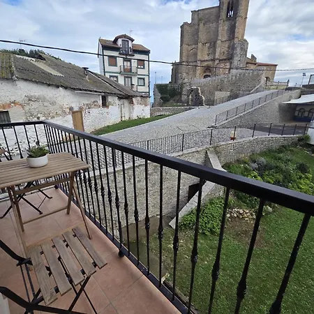 En Casco Historico Con Vistas A La Iglesia * Castro Urdiales